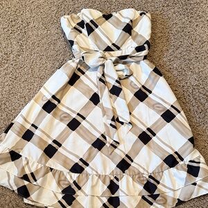 Stylish Plaid Strapless Dress - Black, Clay, and Cream